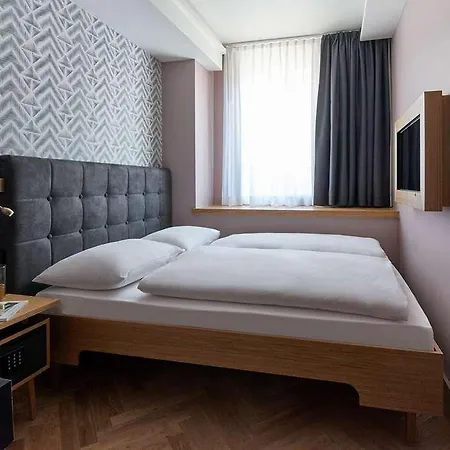 Mio By Amano Hotell 4*