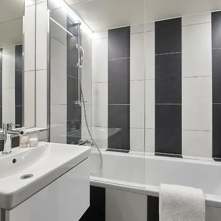 Отель Mio By Amano